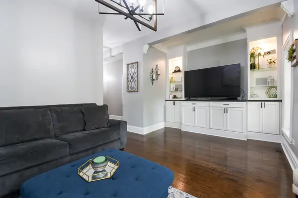 4419 N Racine AVE #1N, Chicago, IL 60640