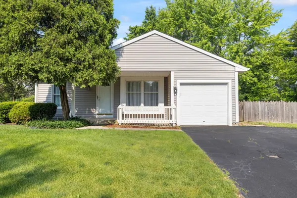 400 Bayview AVE, Naperville, IL 60565