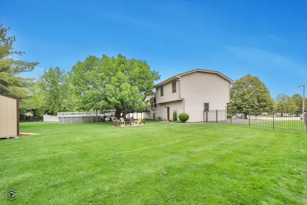 711 Lake CT, New Lenox, IL 60451