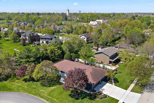 150 Cambridge CT, Frankfort, IL 60423