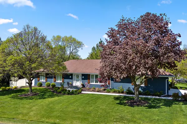 150 Cambridge CT, Frankfort, IL 60423