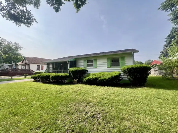 1405 W Beech ST, Urbana, IL 61801