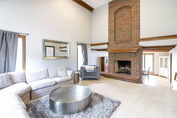 841 Turnbridge CIR, Naperville, IL 60540
