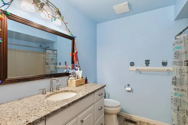 Address not disclosed, Elgin, IL 60123