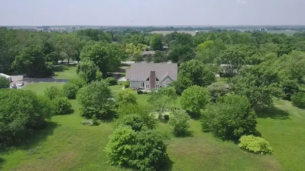 4722 Douglas RD, Oswego, IL 60543