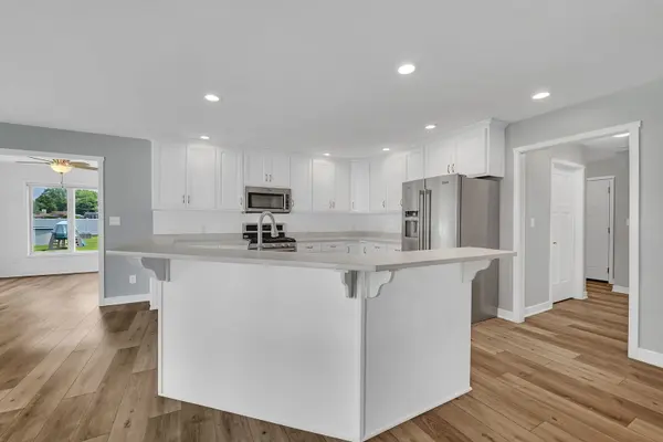 405 S Carol LN, Braidwood, IL 60408