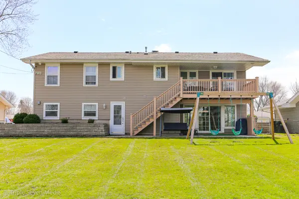 1406 Edgefield LN, Hoffman Estates, IL 60169