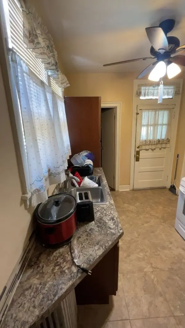 7243 S Wood ST, Chicago, IL 60636