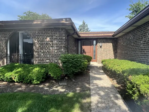 2372 Salceda DR #2372, Northbrook, IL 60062