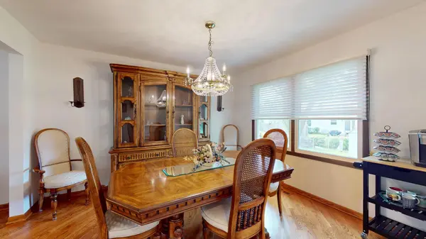 800 Kingsbridge WAY, Buffalo Grove, IL 60089