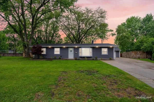 19 Crescent CT, Montgomery, IL 60538