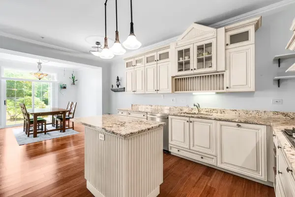 2119 Ivy Ridge DR #2119, Hoffman Estates, IL 60192