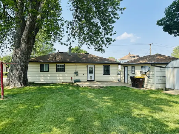 725 E Empire ST, Freeport, IL 61032