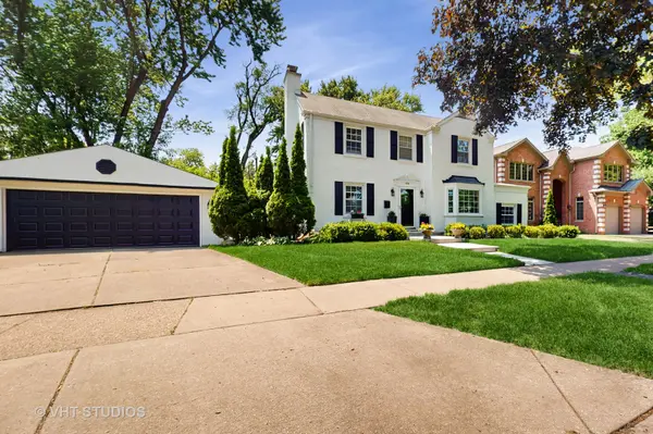 4335 Lee ST, Skokie, IL 60076
