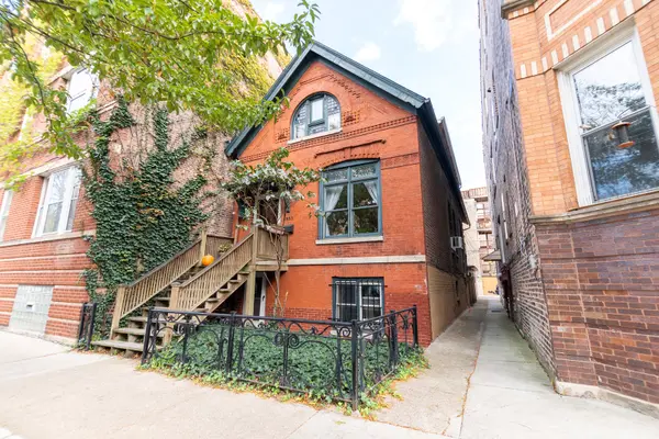 853 N Hoyne AVE, Chicago, IL 60622