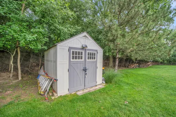 14695 Fox Hollow LN, Lemont, IL 60439