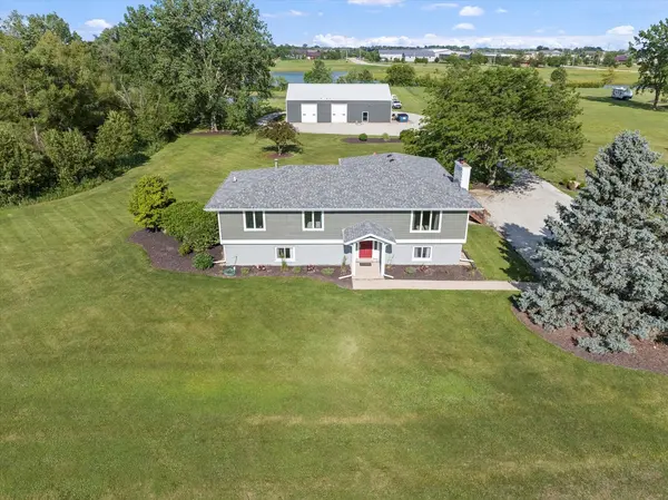1002 S Schoolhouse RD, New Lenox, IL 60451