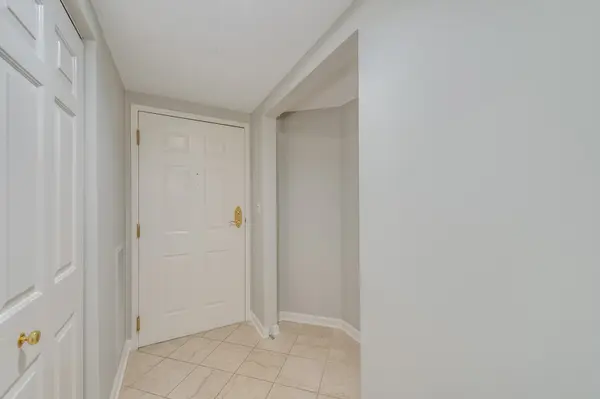 511 Aurora AVE #410, Naperville, IL 60540