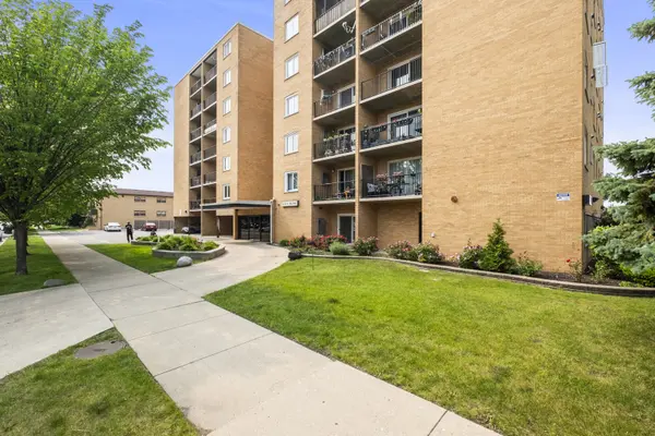 5332 N Delphia AVE #108, Chicago, IL 60656
