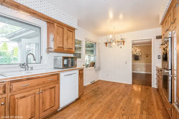 59 Norfolk AVE, Clarendon Hills, IL 60514