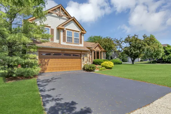 652 Morning Glory LN, Bartlett, IL 60103