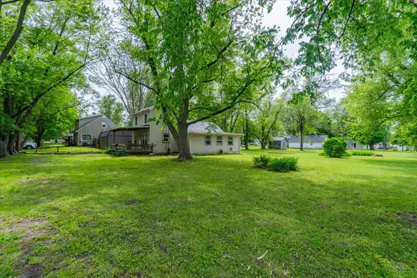 323 N 2nd AVE, Chenoa, IL 61726