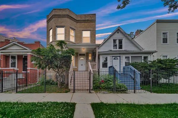 4910 W Gladys AVE, Chicago, IL 60644
