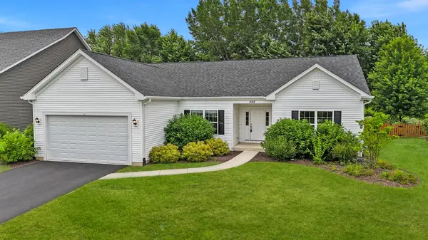 242 Alden DR, Sycamore, IL 60178