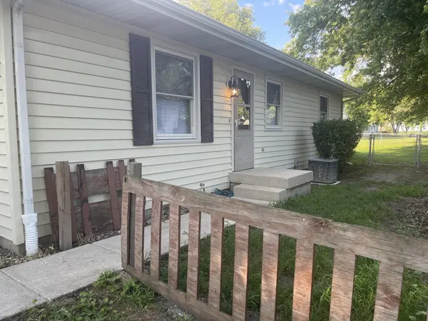 522 N 3rd AVE, Chenoa, IL 61726