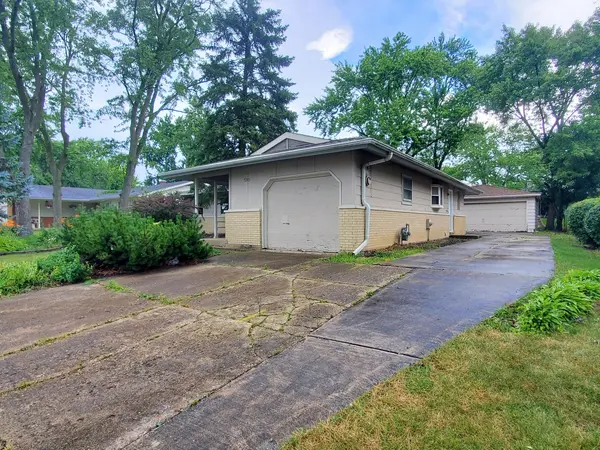 595 W Elk Grove BLVD, Elk Grove Village, IL 60007