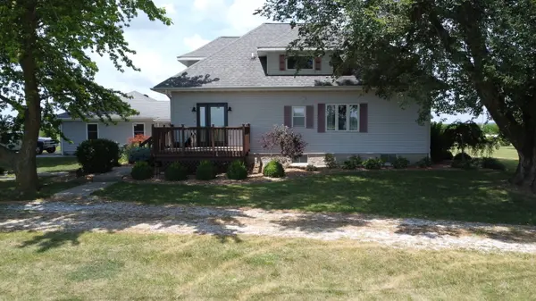 1533 E 1400 North RD, Crescent City, IL 60928