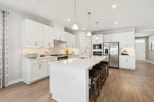 295 Atkinson DR, Sugar Grove, IL 60554