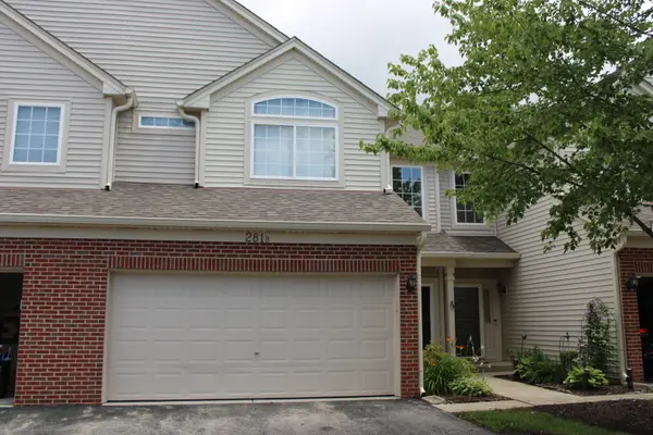 281 Nicole DR #B, South Elgin, IL 60177