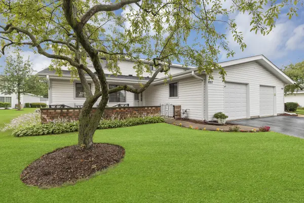 1057 Shannock LN, Schaumburg, IL 60193