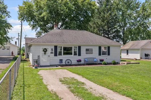201 W Ash ST, Bondville, IL 61815