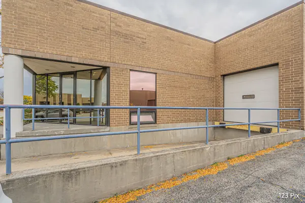 1480 Howard ST, Elk Grove Village, IL 60007