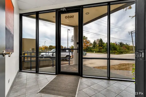 1480 Howard ST, Elk Grove Village, IL 60007