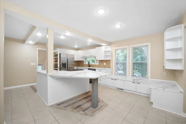 1067 Spafford ST, Antioch, IL 60002