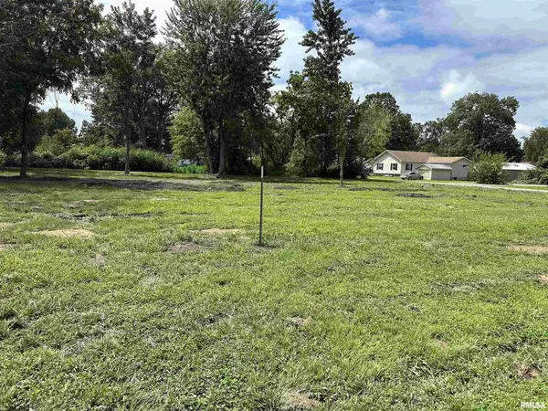 000 BUCHANAN ST, Benton, IL 62812