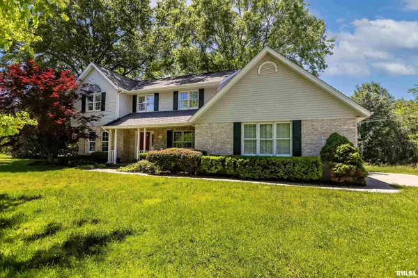 3205 Foxberry CIR, Carbondale, IL 62901