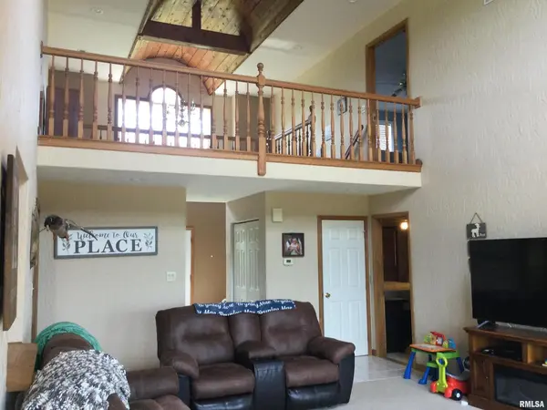 1940 Milligan Hill RD, Alto Pass, IL 62905