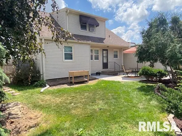 2245 35TH Street CT, Moline, IL 61265