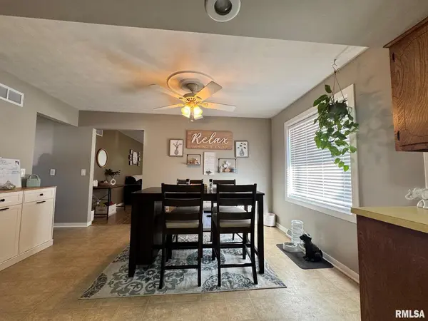 1412 NORTHLAWN RD, Davenport, IA 52804
