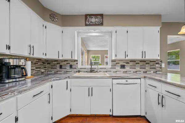 618 E CHESTNUT ST, Geneseo, IL 61254