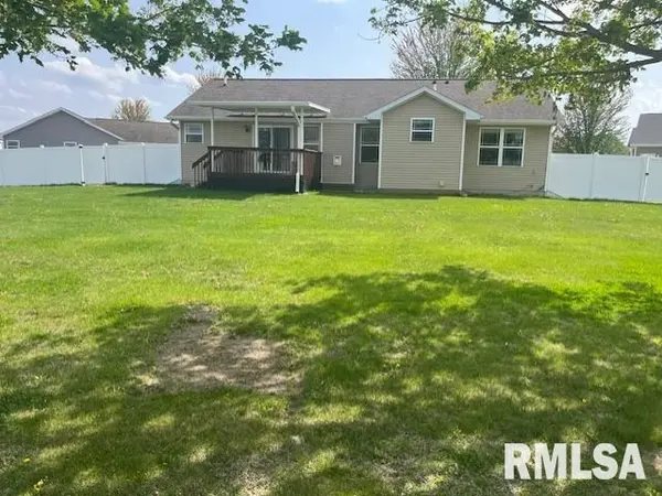 1611 Carson CT, Davenport, IA 52804