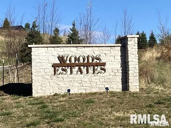 323 LINDA LN, Riverdale, IA 52722