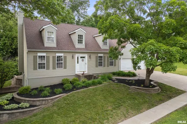 3513 33RD Street CT, Moline, IL 61265