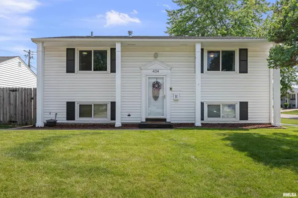 404 34TH AVE, East Moline, IL 61244