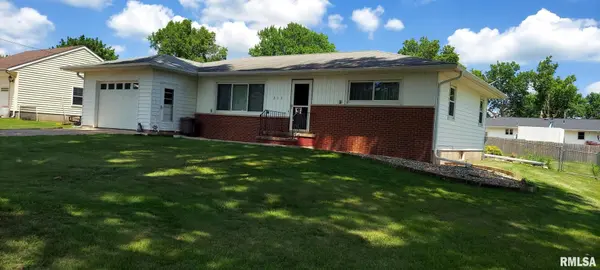 213 S SCANDIA ST, Alpha, IL 61413