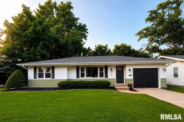 2709 W HUNTINGTON DR, Peoria, IL 61614
